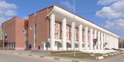 Tšekov, piirihallinnon rakennus. Kuvan lähde: Artem Svetlov / CC BY 2.0