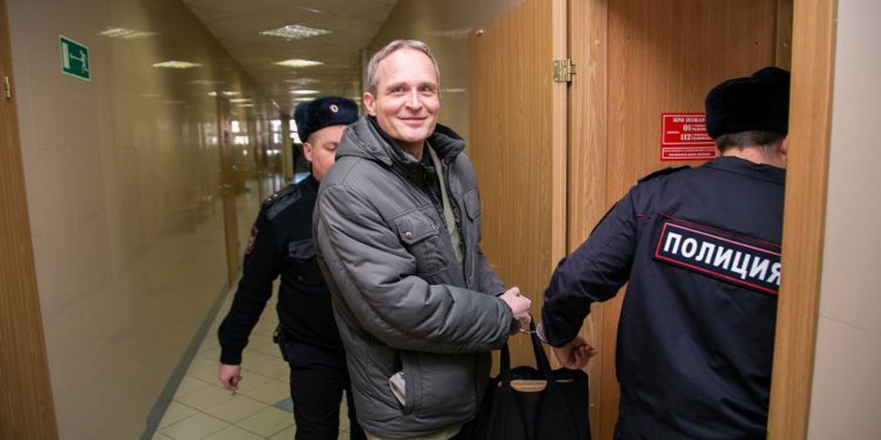 Photo : Dennis Christensen pendant le procès
