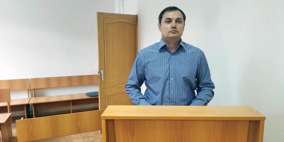 На фото: Рустам Сеидкулиев в зале суда