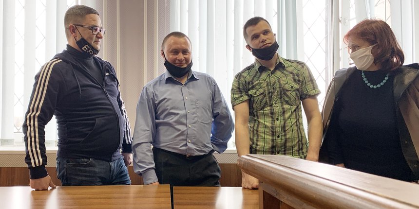 Valery Shalev, Ruslan Korolev, Yevgeny Deshko and Vera Malkova on the day of sentencing. April 2021.