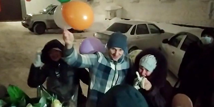 Andrey Ryshkov lascia il centro di detenzione preventiva, dopo aver scontato la sua pena per intero. Gennaio 2022