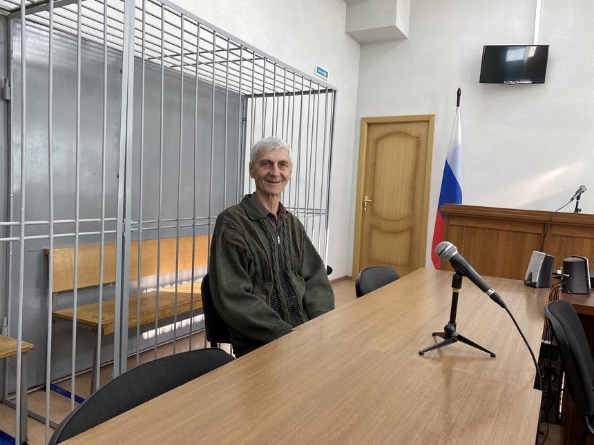 Vladimir Balabkin in un'aula di tribunale. Settembre, 2023.