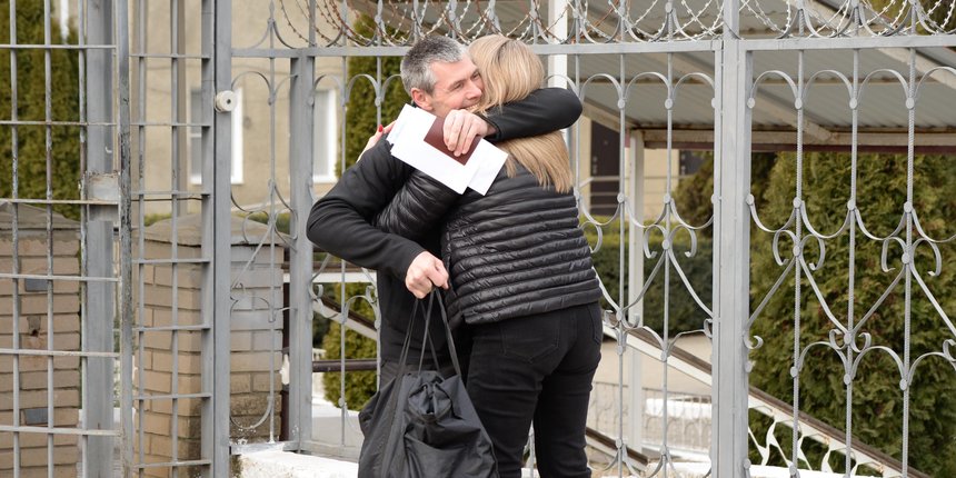 Oleg Danilov conoce a su esposa. 1 de marzo de 2024