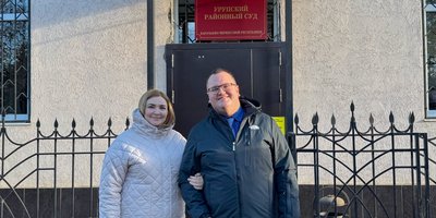 Aleksey 和 Julia Pasynkov。2025 年 1 月