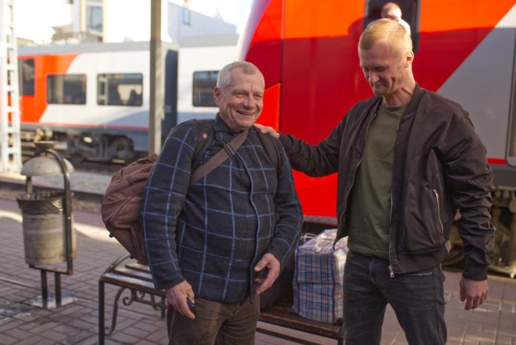 Tre giorni dopo il suo rilascio, Nikolaj tornò a casa. Alla stazione ferroviaria è stato accolto dai suoi parenti. Aprile 2025