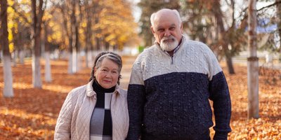 Vladimir Lepskiy com sua esposa, Olga, novembro de 2024