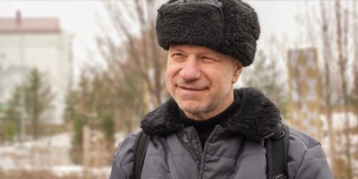 Eduard Sviridov tras su liberación de la colonia penal. Abril de 2026.