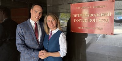 アレクセイ・ティモフェーエフとその妻マリーナ、2026年8月29日